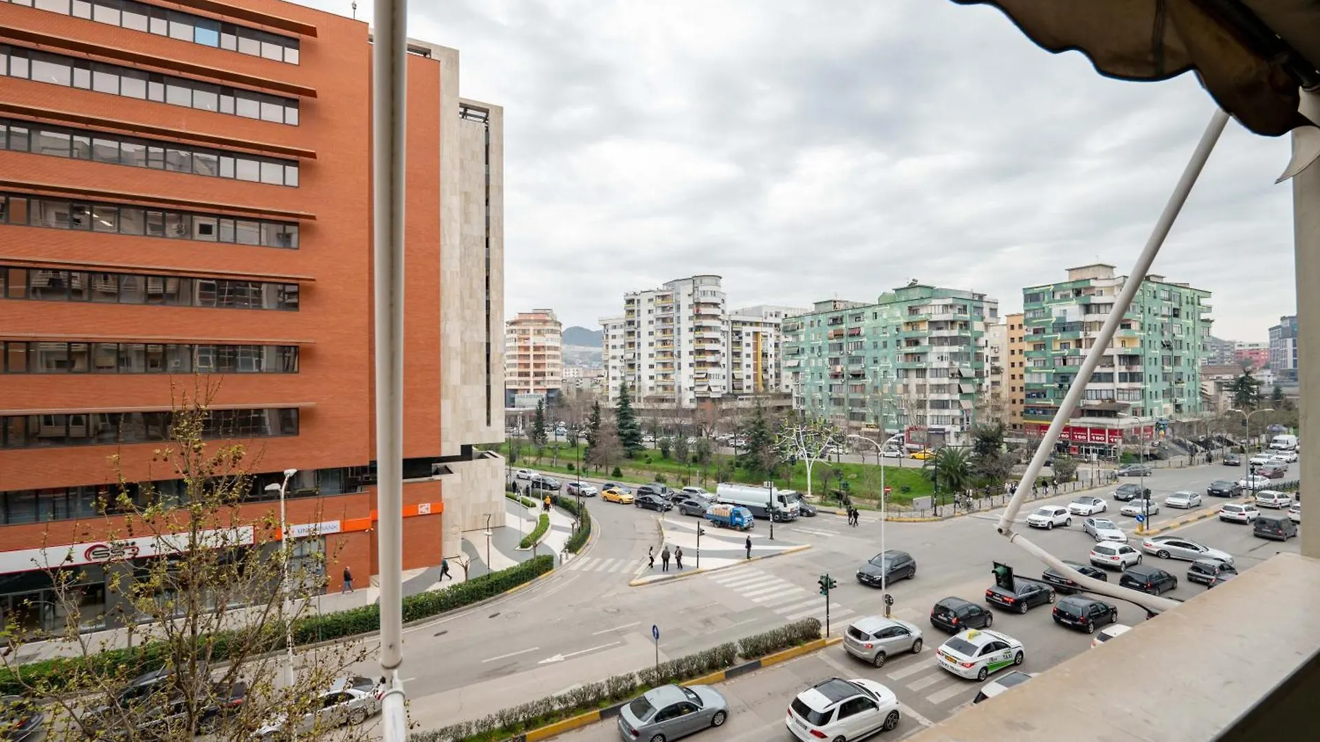 Apartment Tirent Apartment-Spacious 2-Bedroom Stay In Delijorgji Tirana
