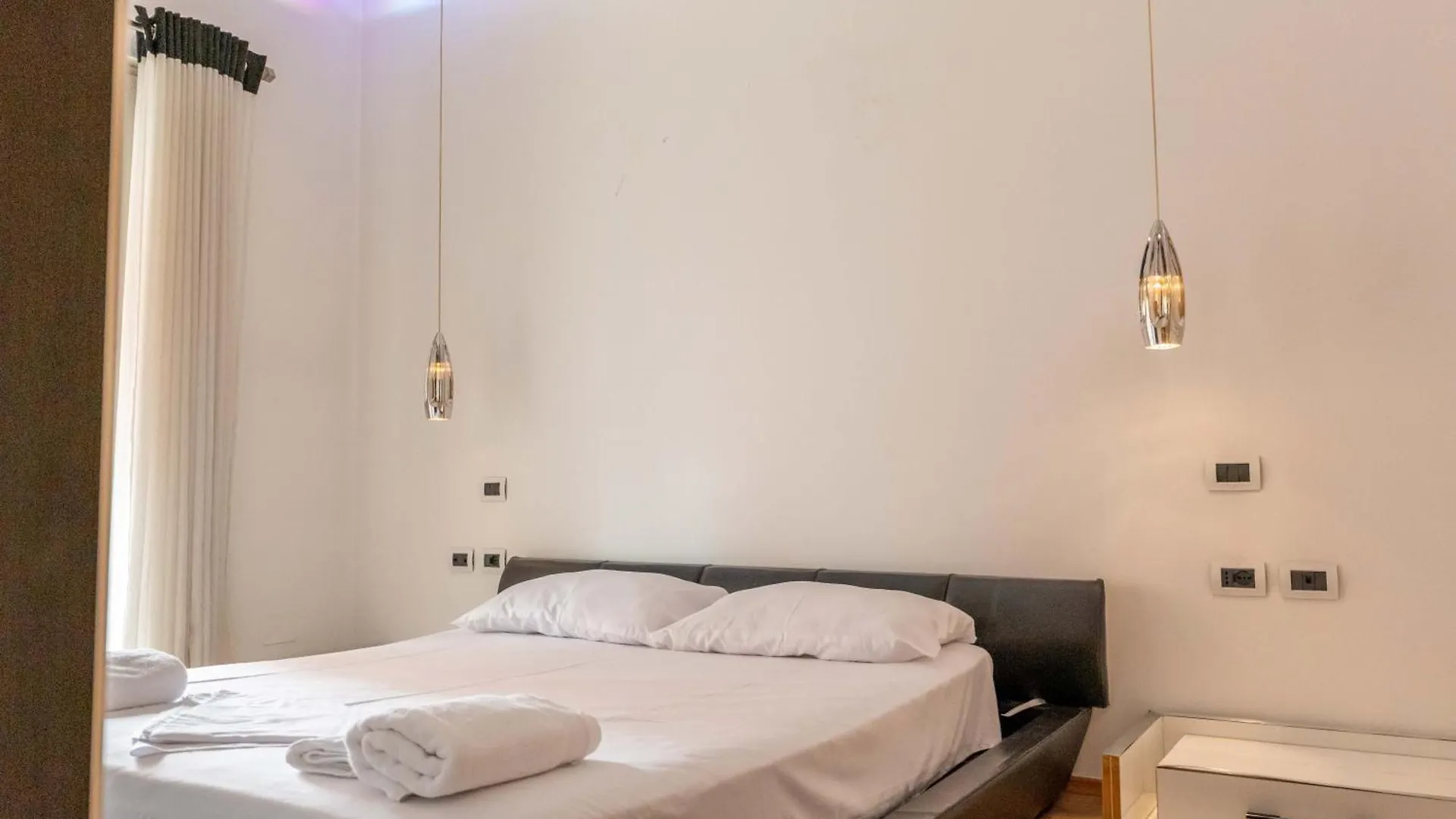 Tirent Apartment-Spacious 2-Bedroom Stay In Delijorgji Tirana Apartment
